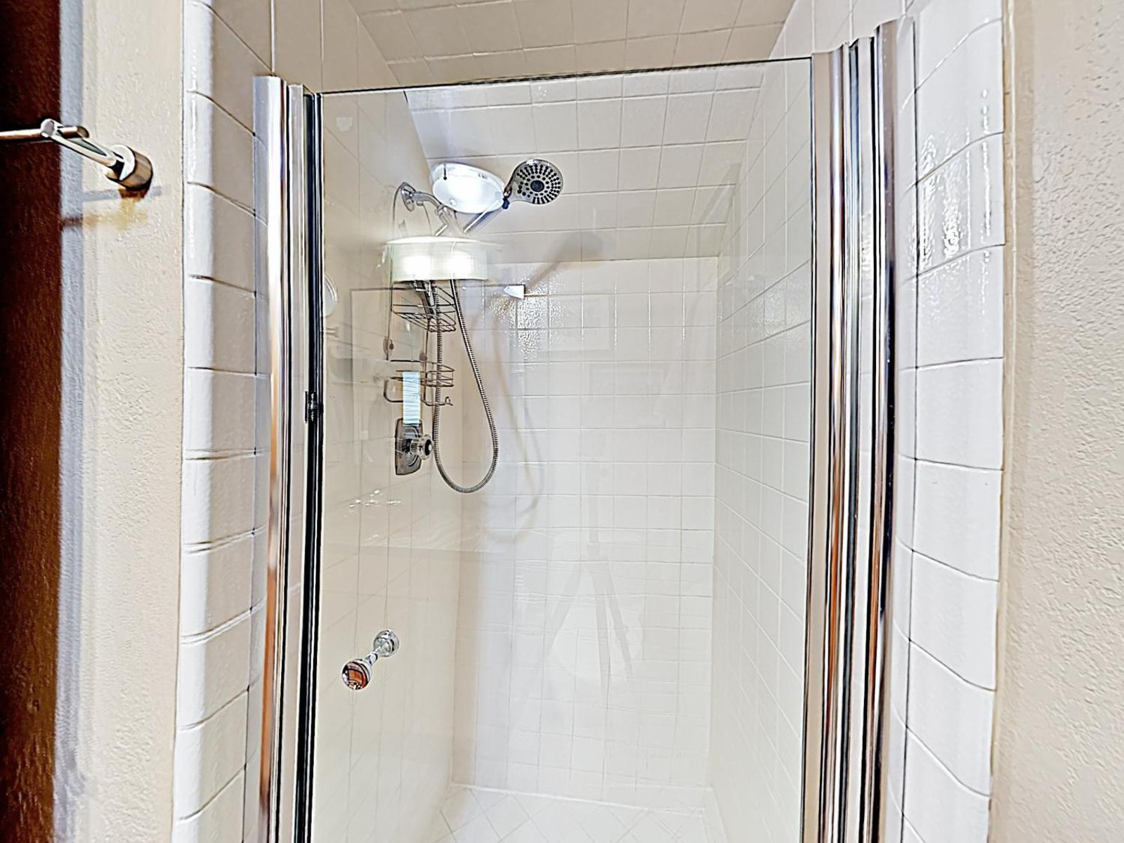 New Listing! Private Hot Tub, Walk To Sundance Condo Main image 2